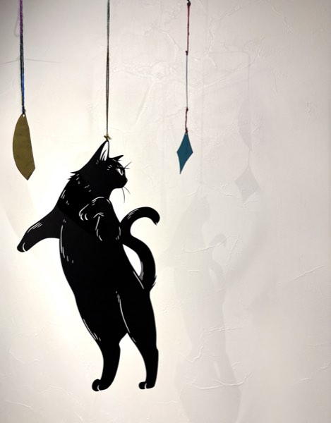 黒猫モビール 2